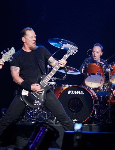 Metallica Threatens To Pull Music From Spotify Unless Company Increases Executive Salaries
