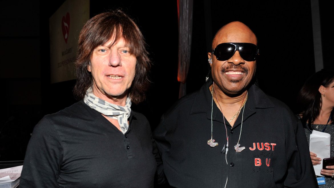 Stevie Wonder on the late Jeff Beck and 'Superstition': 'A great soul who did great music'